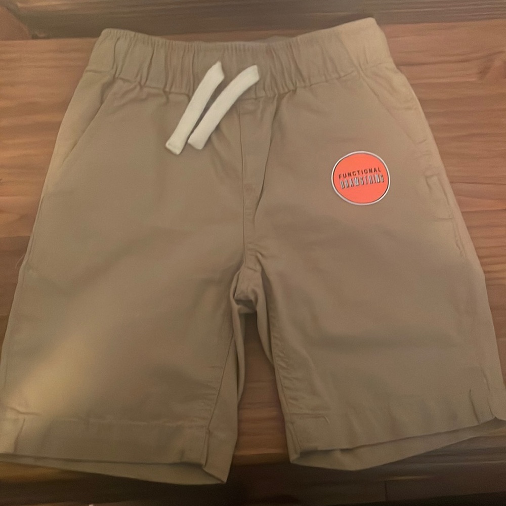 Khaki shorts (Boys)